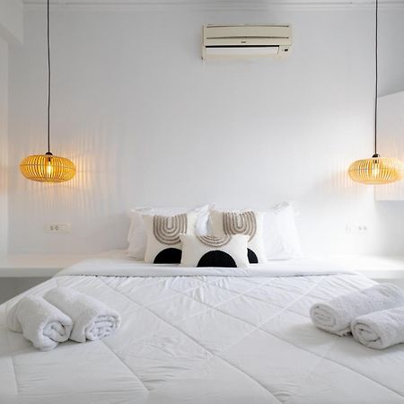 Blackrock Suites Karterados  Esterno foto