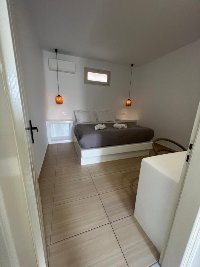 Blackrock Suites Karterados  Esterno foto