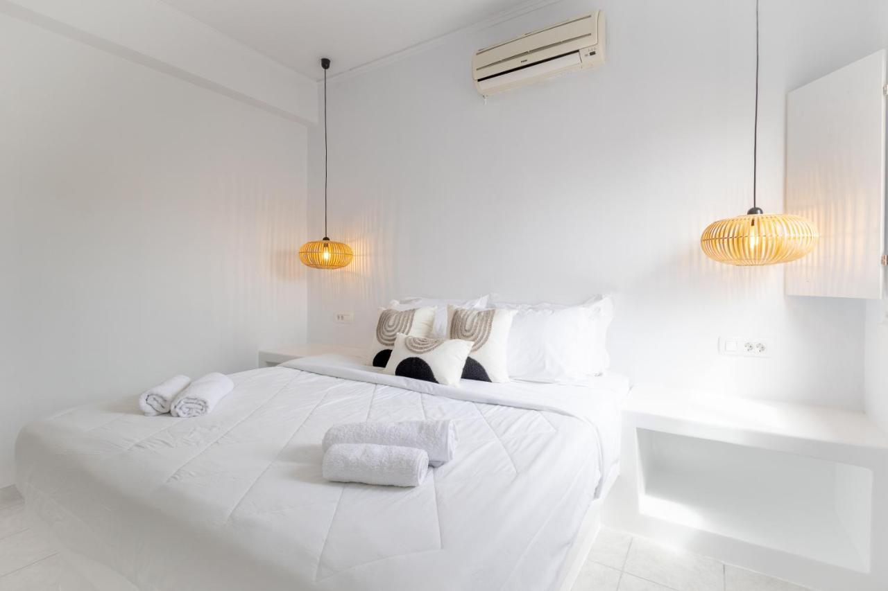 Blackrock Suites Karterados  Esterno foto