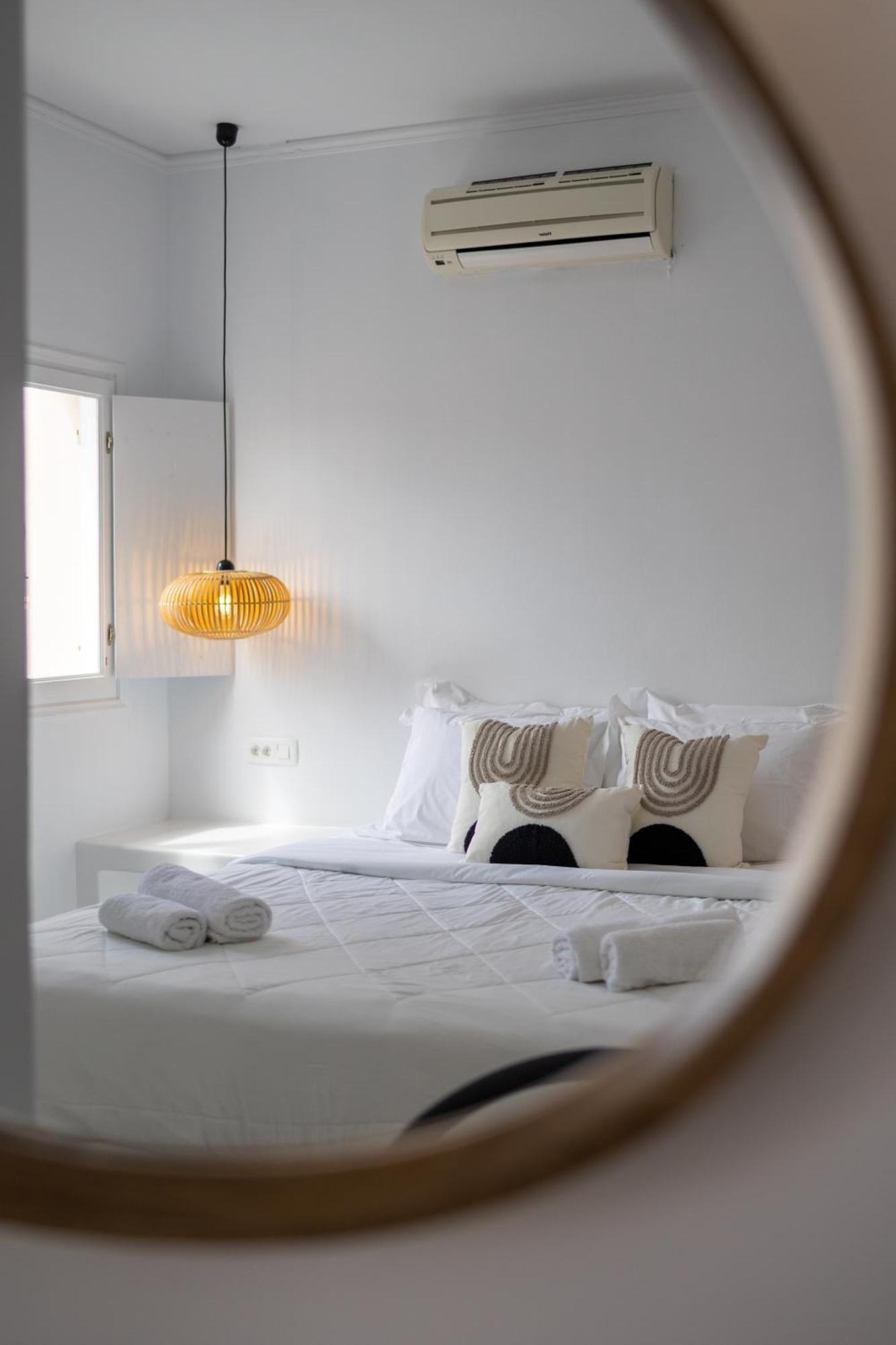 Blackrock Suites Karterados  Esterno foto